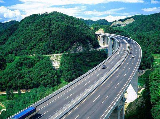 砂石利好 | 2022年3省新改建公路近2.5萬(wàn)里，機(jī)制砂生產(chǎn)要注意這2點(diǎn) 