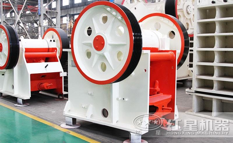 一小時(shí)200噸的石子破碎機(jī)多少錢？