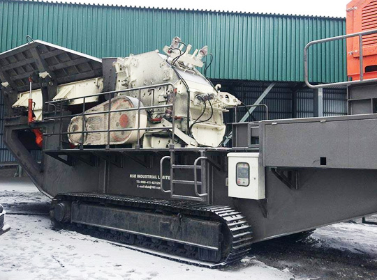 紅星履帶破——“春風(fēng)吹，戰(zhàn)鼓擂”嚴(yán)苛工況誰(shuí)怕誰(shuí)？